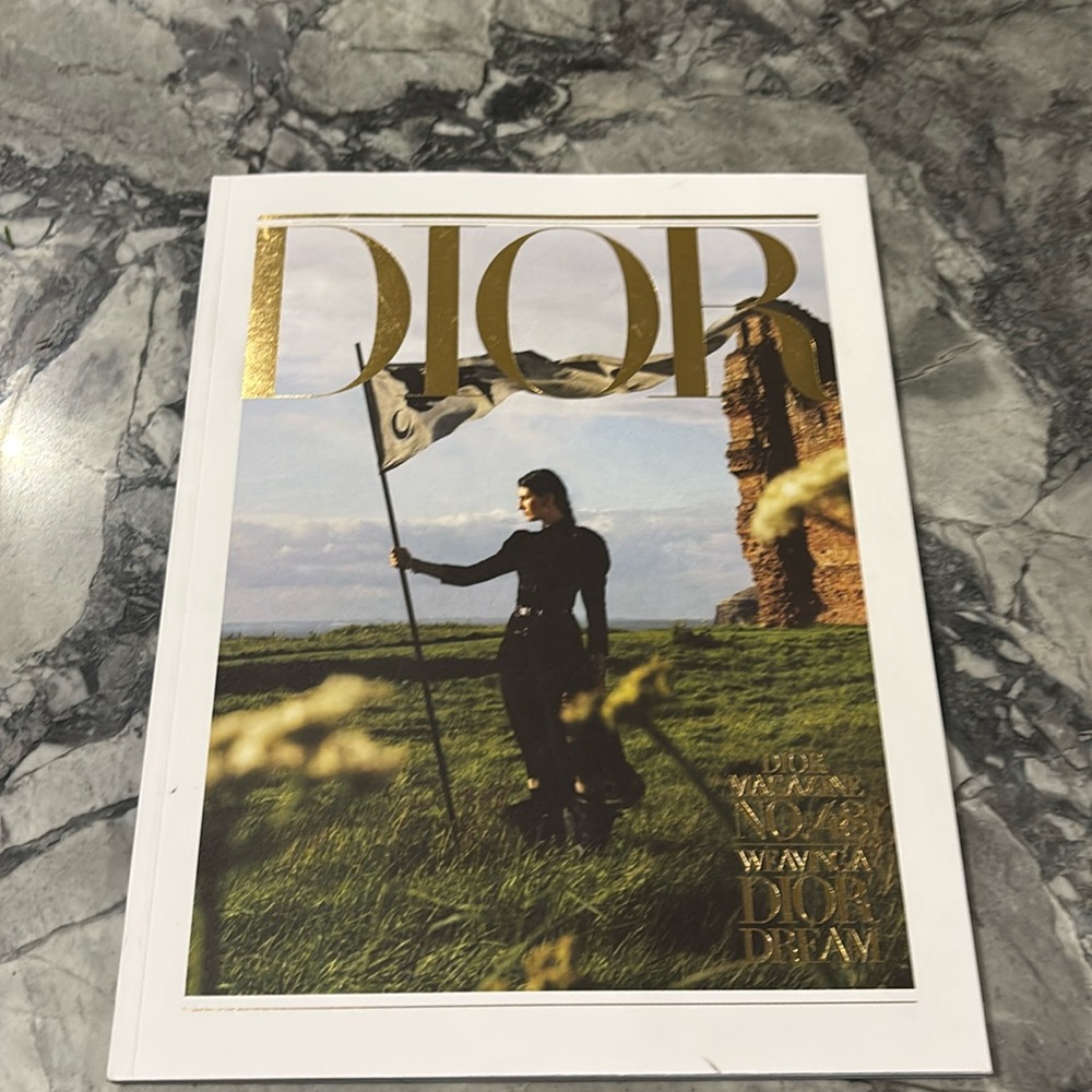 Dior Fashion Magazine (Issue 48)